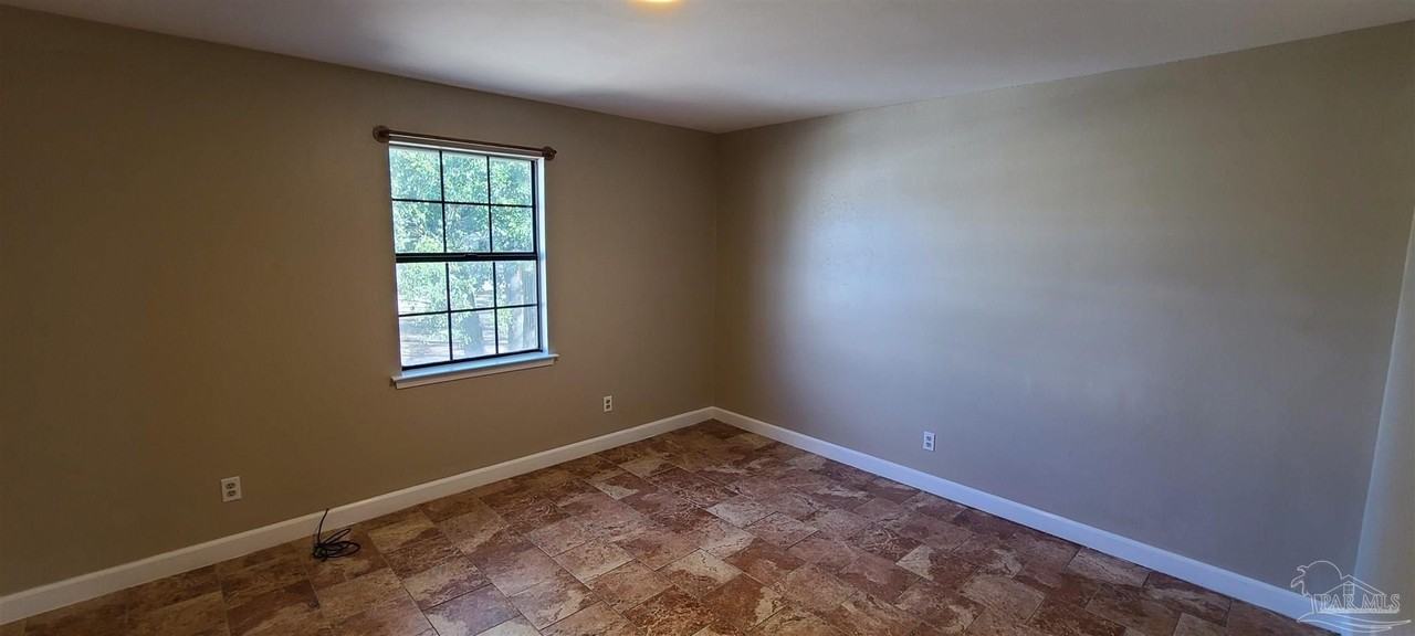 7250 Hilburn Rd #4D - Photo 6 of 10