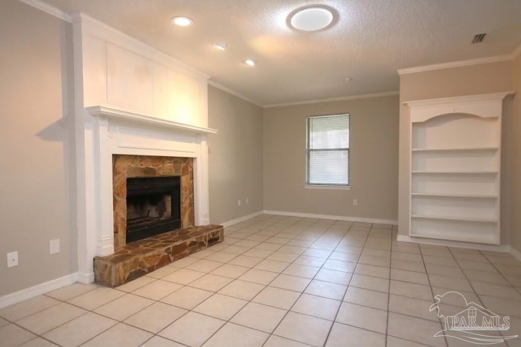 7816 Deborah Dr - Photo 3 of 20