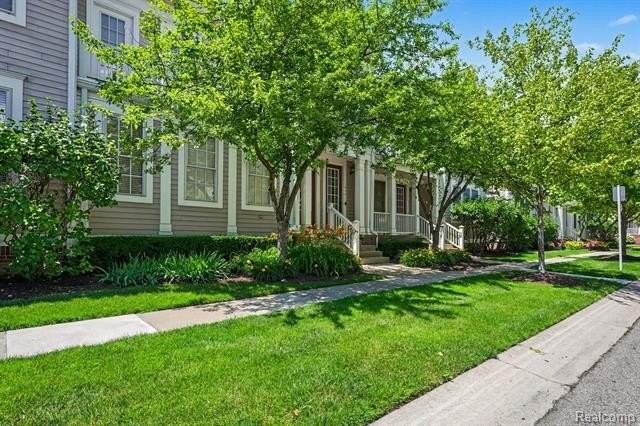 644 Constitution St - Photo 3 of 28