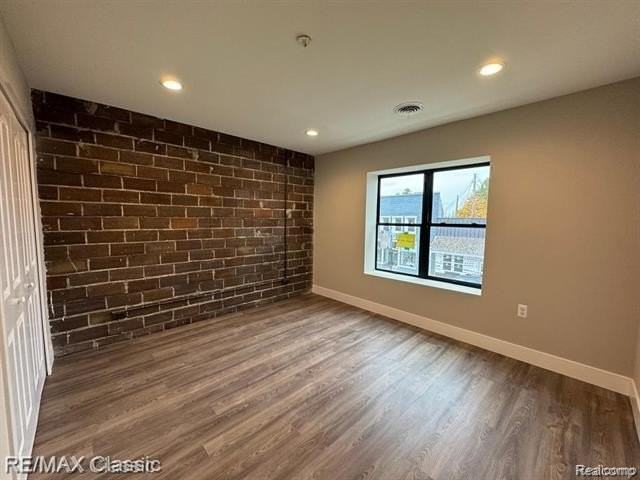 115 W Main St - Photo 4 of 14