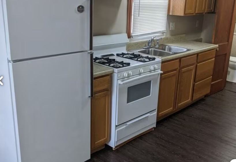 502 E Kerr Ave #1 - Photo 2 of 13