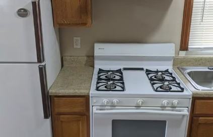 502 E Kerr Ave #1 - Photo 4 of 13