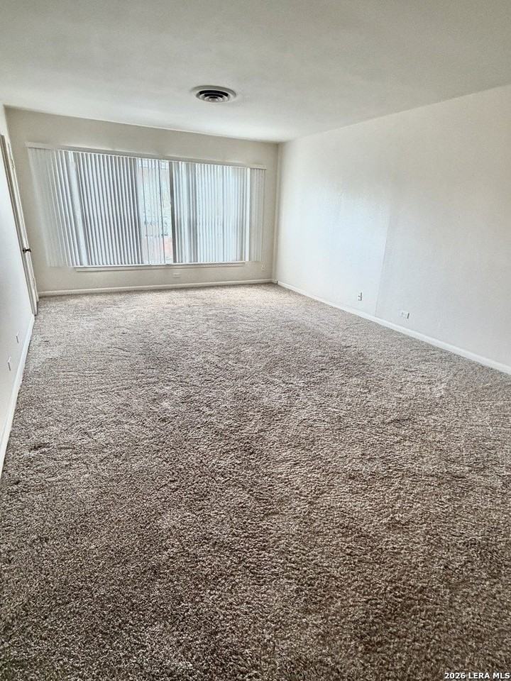 507 Exeter Rd - Photo 3 of 18