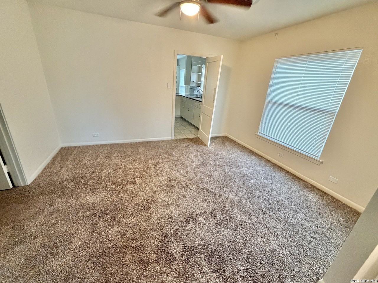 507 Exeter Rd - Photo 5 of 18