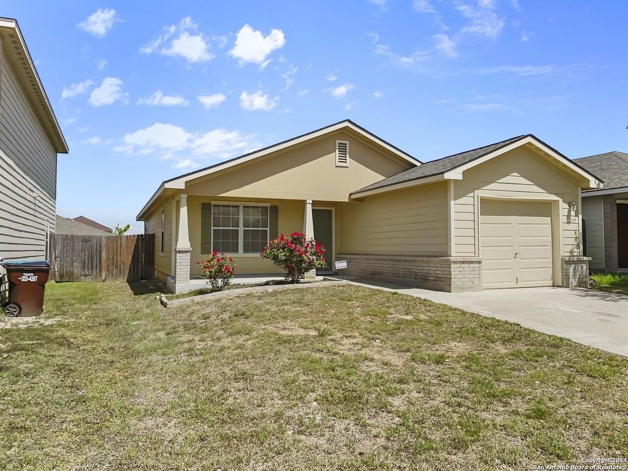 11259 Dublin Woods - Photo 4 of 23