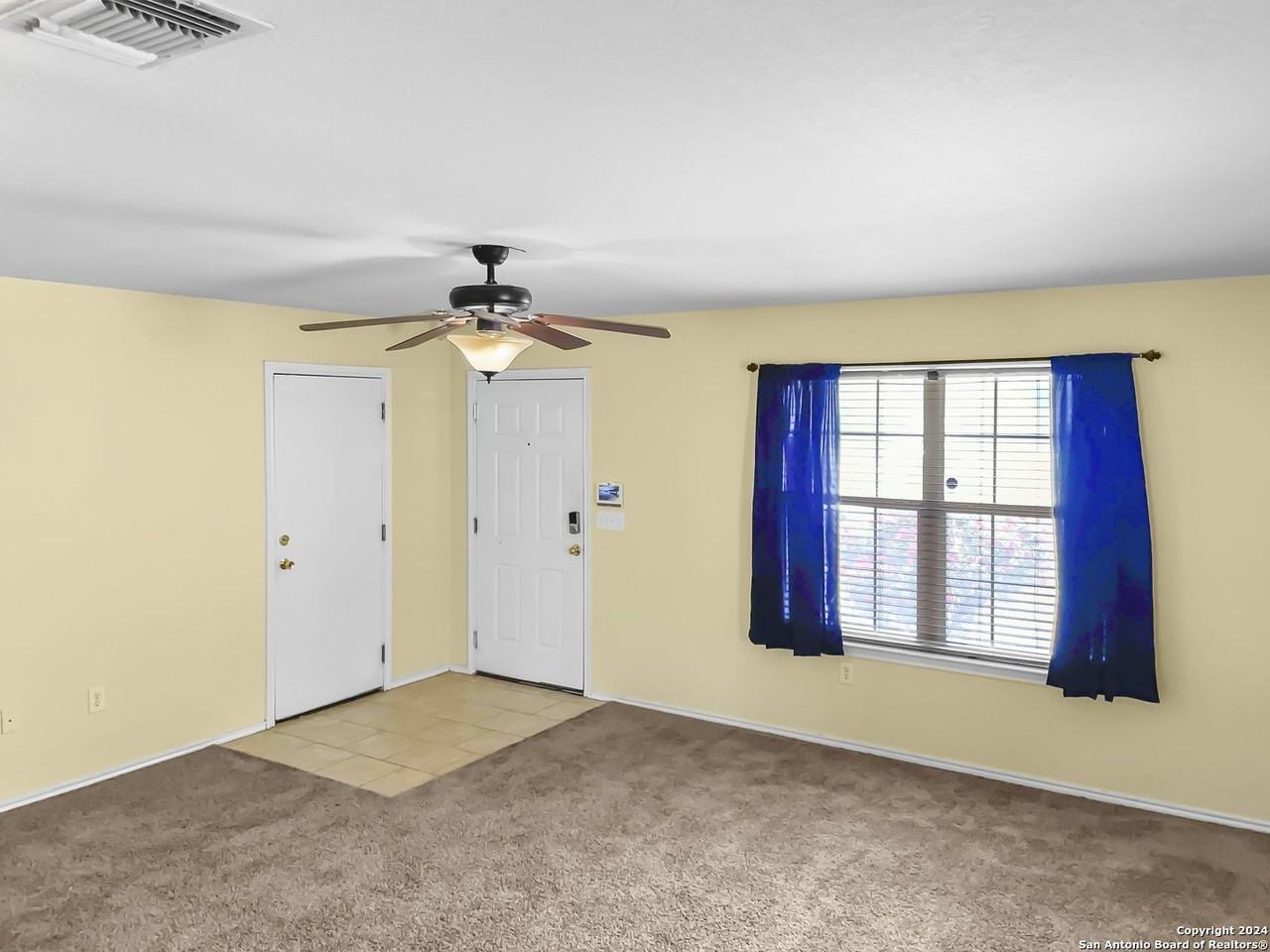 11259 Dublin Woods - Photo 7 of 23