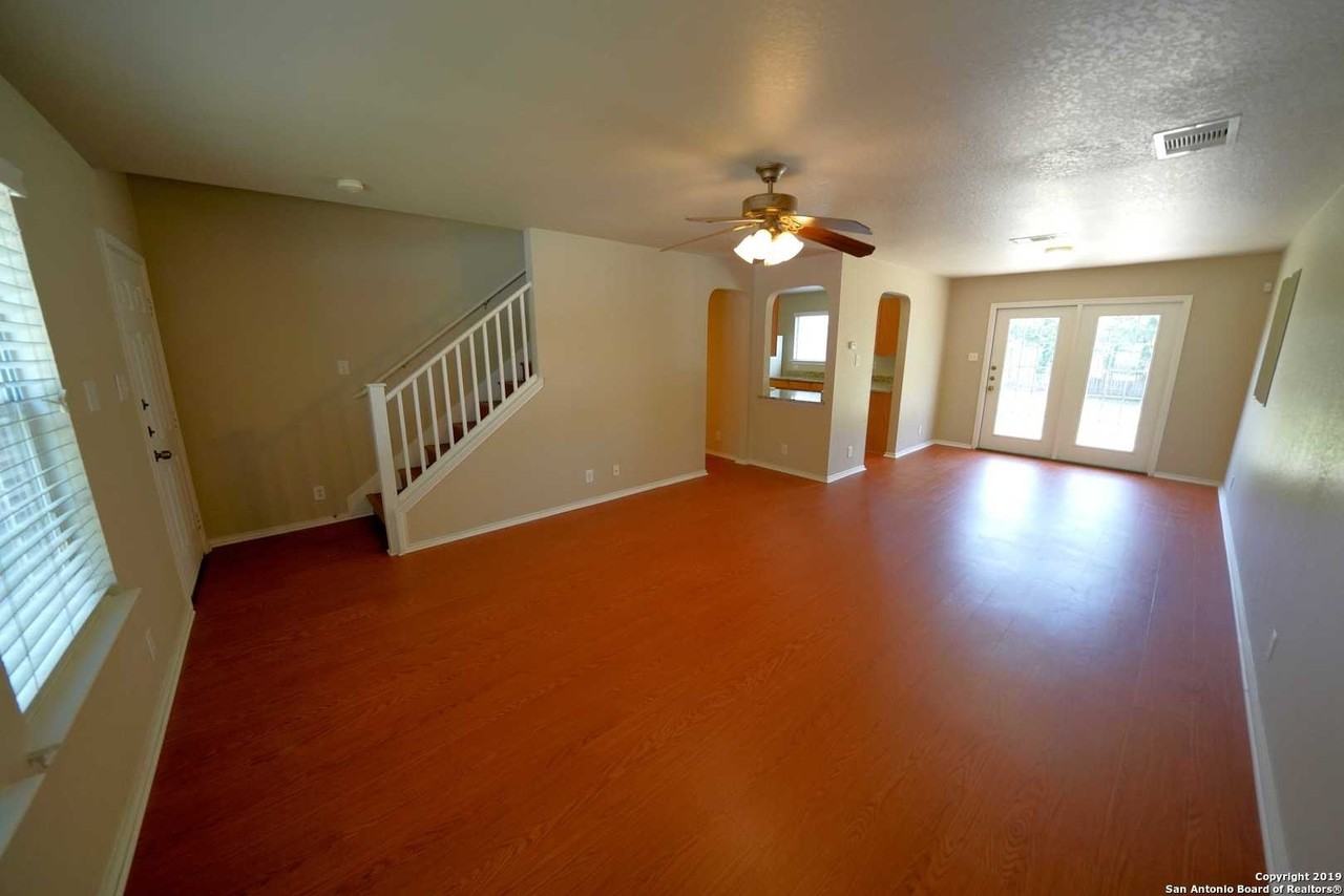 117 Angus Way - Photo 4 of 25