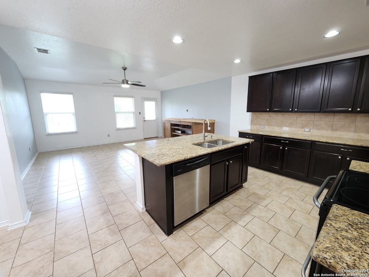 11723 Verdis Vly - Photo 7 of 43