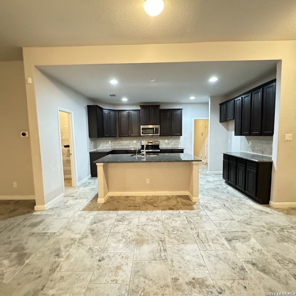 4576 Scots Elm - Photo 2 of 37
