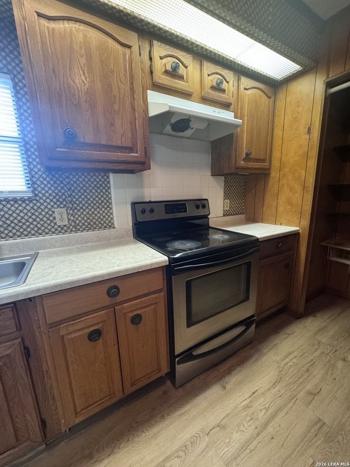 148 Hickory Hill Dr - Photo 4 of 24