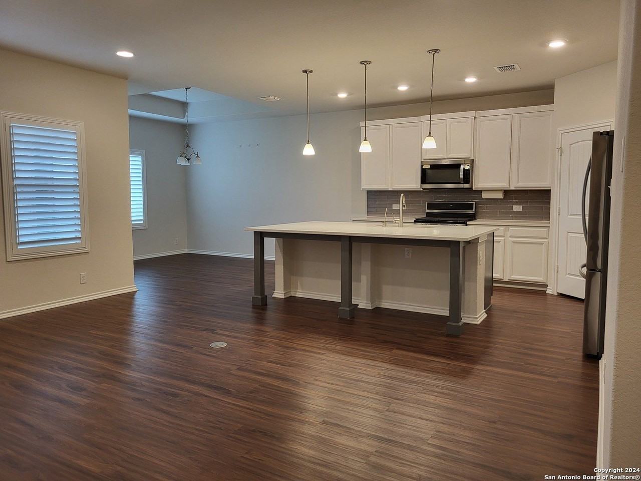 6934 Shiraz Way - Photo 7 of 24