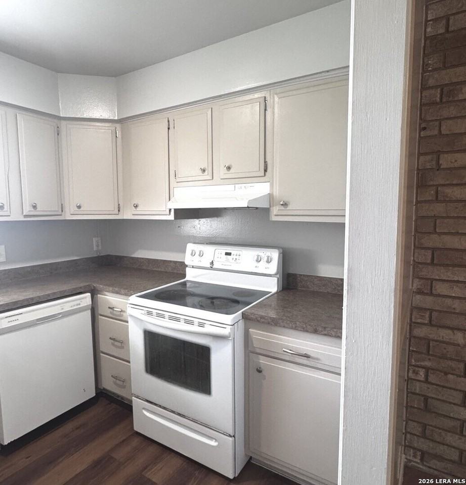 10919 Mount Boracho Dr #A - Photo 6 of 17
