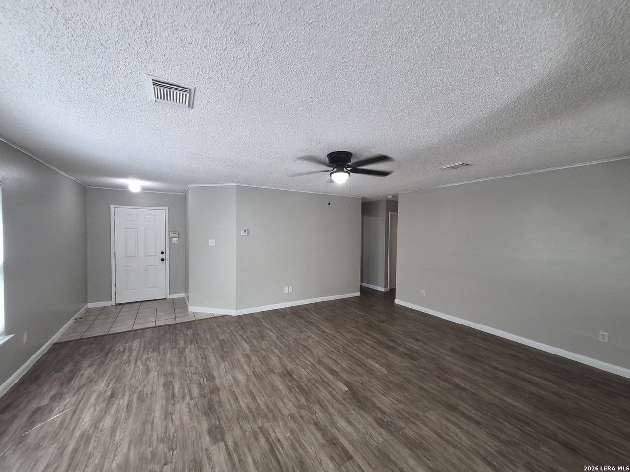 4414 Stradford Pl - Photo 5 of 29
