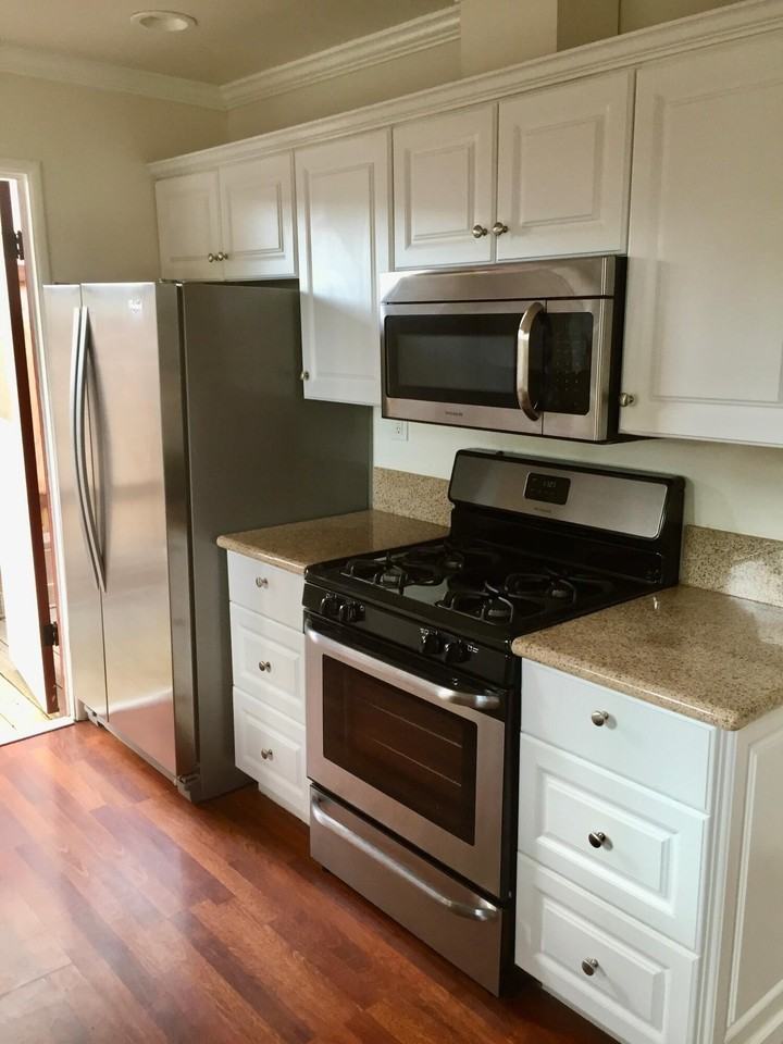 932 N Milpas St #A - Photo 7 of 22