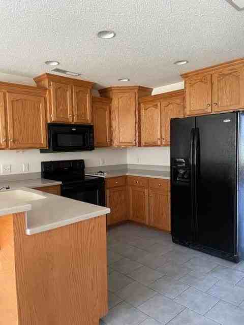 795 Orlando Cir - Photo 7 of 21