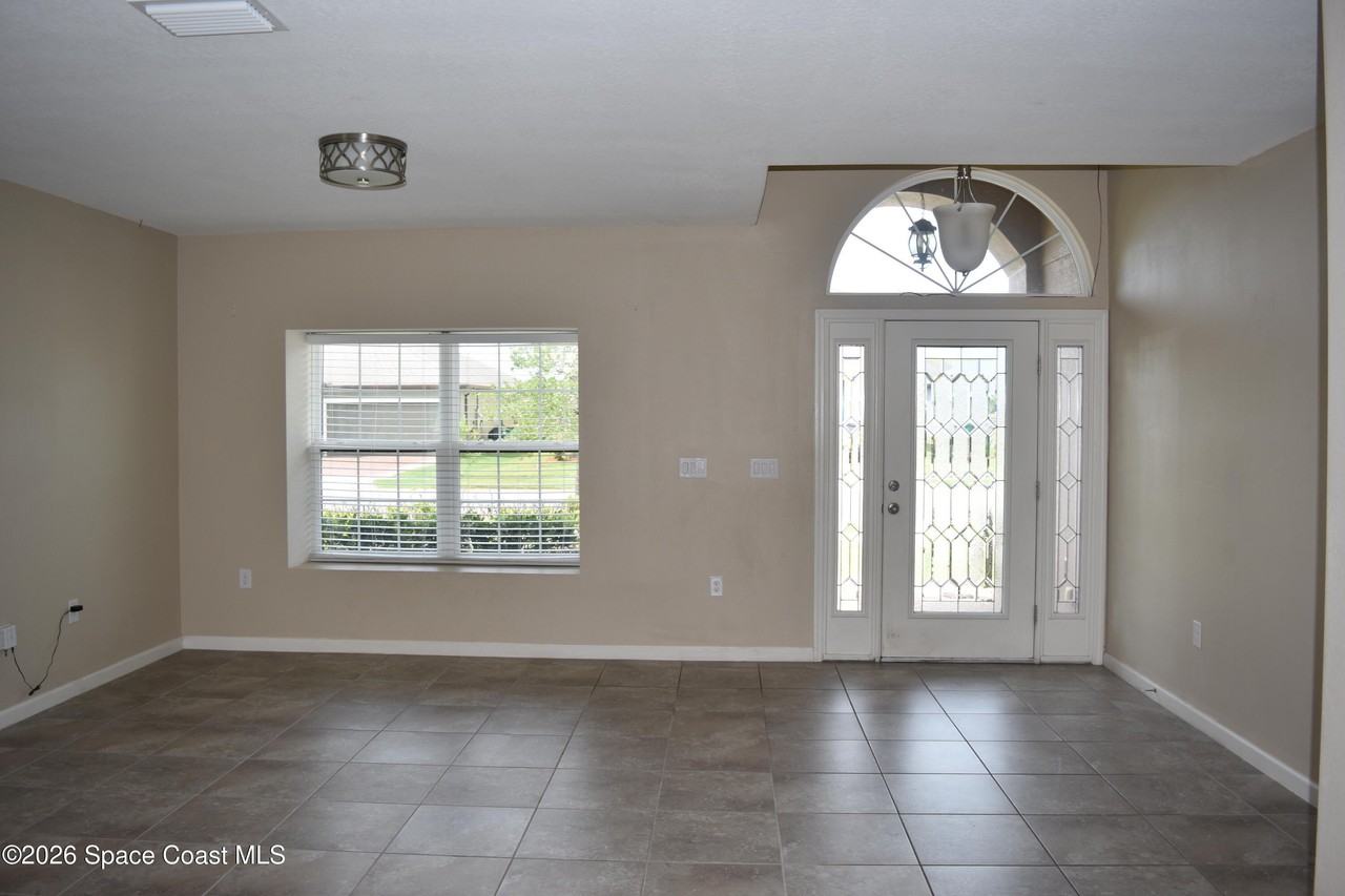 4060 Dragonfly Dr - Photo 2 of 50