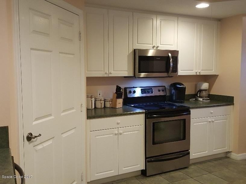 8891 Lake Dr #502 - Photo 3 of 27
