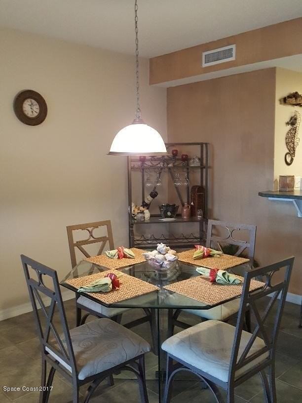 8891 Lake Dr #502 - Photo 7 of 27