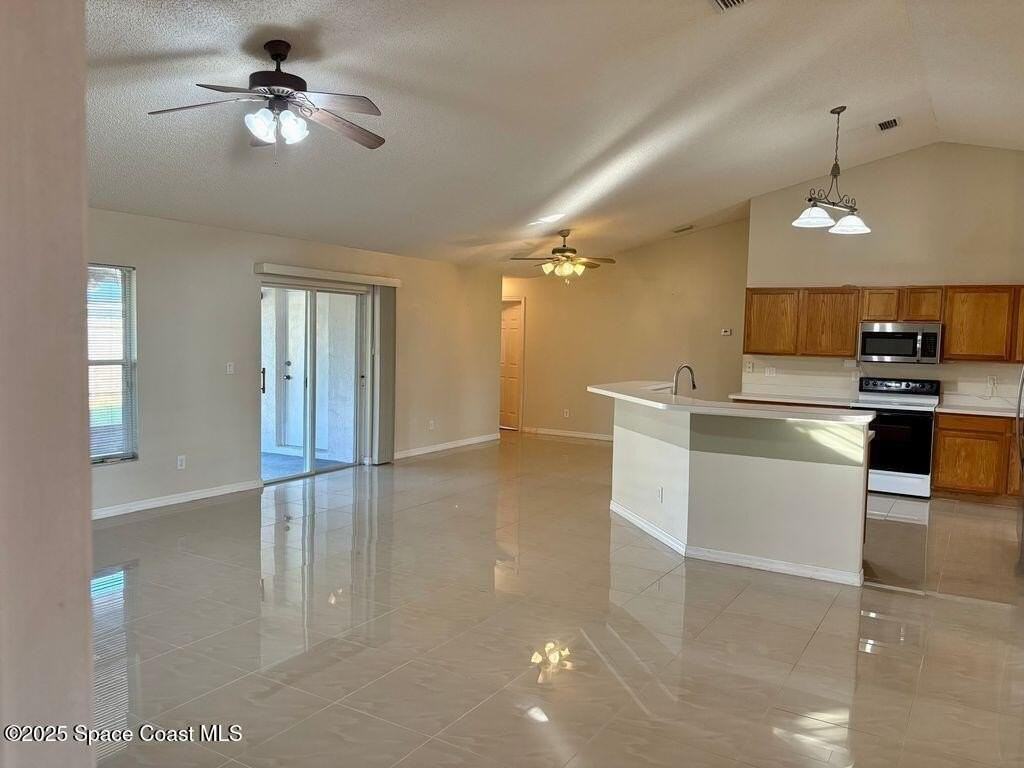 6130 Meghan Dr - Photo 3 of 15