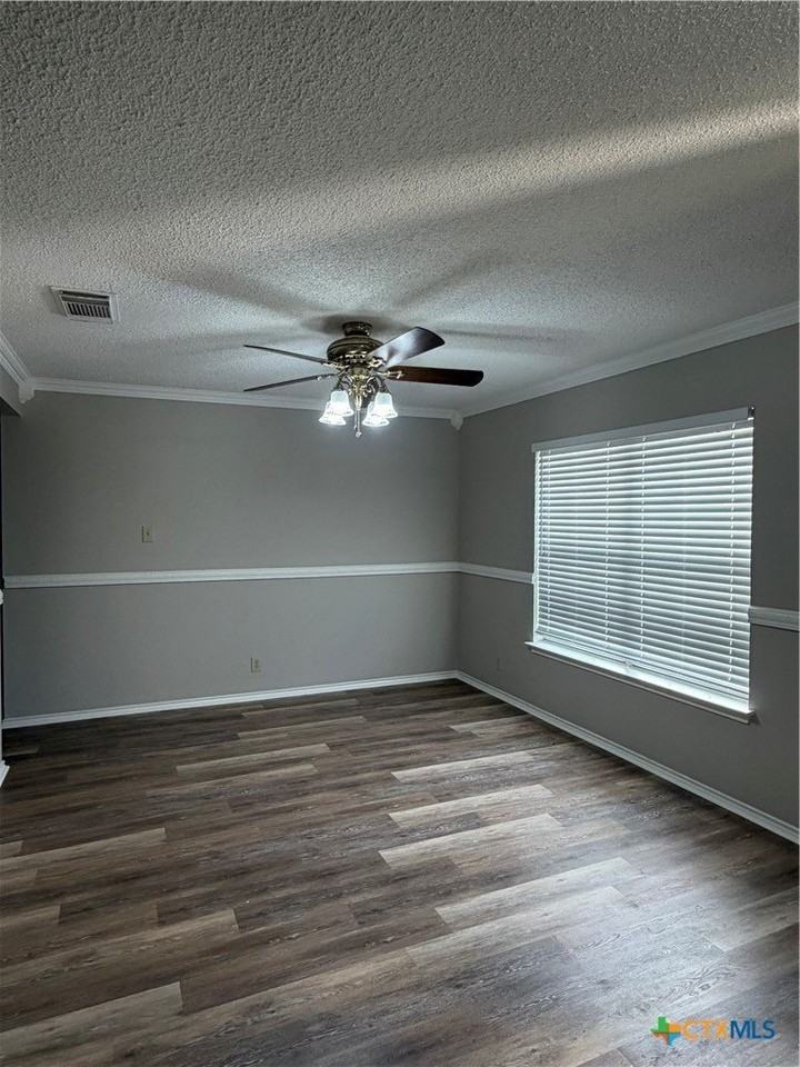 305 Stone Park - Photo 2 of 25