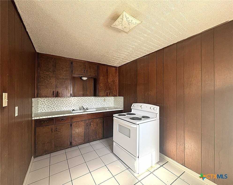 602 Sunset Ln #B - Photo 7 of 9