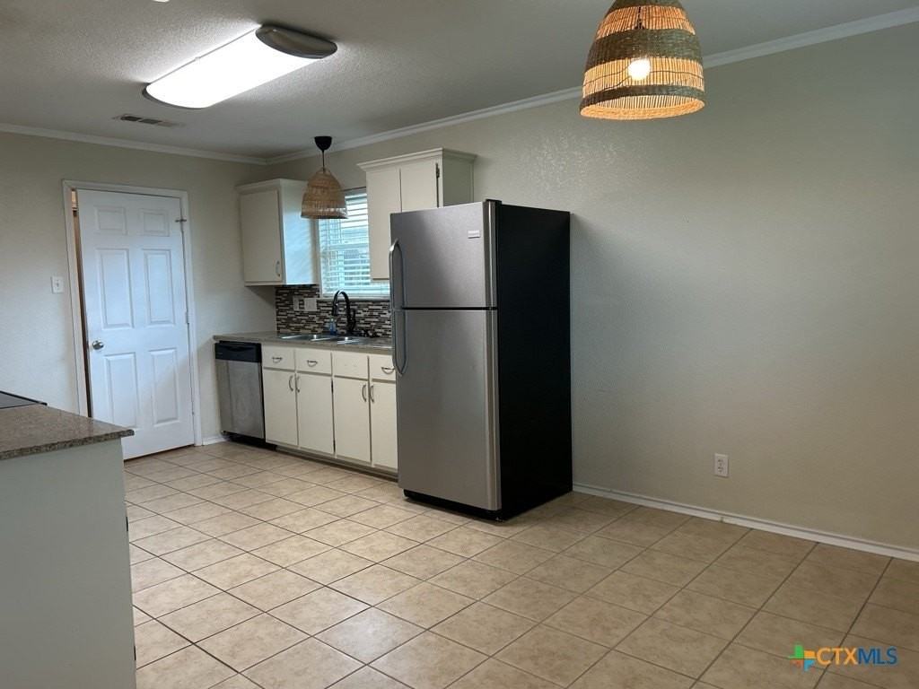 3905 Kevin Shaw Dr - Photo 7 of 17