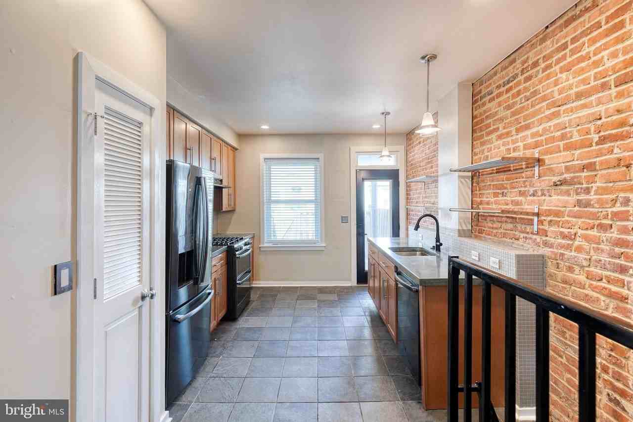112 N Streeper St - Photo 5 of 25