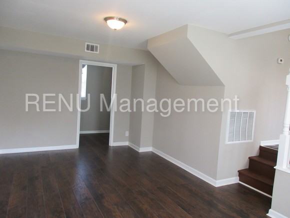 324 Eulala Cir - Photo 3 of 8