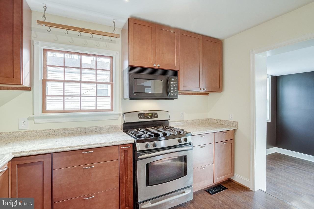 4107 Byrd Ct - Photo 4 of 17