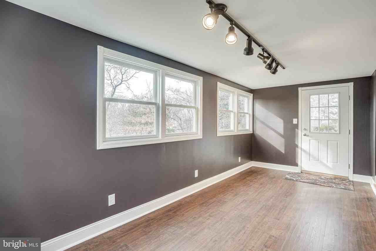 4107 Byrd Ct - Photo 6 of 17