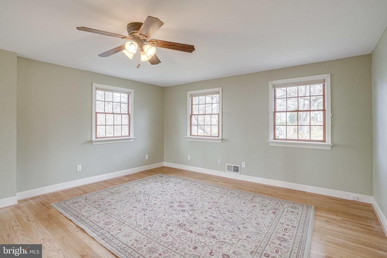 4107 Byrd Ct - Photo 7 of 17