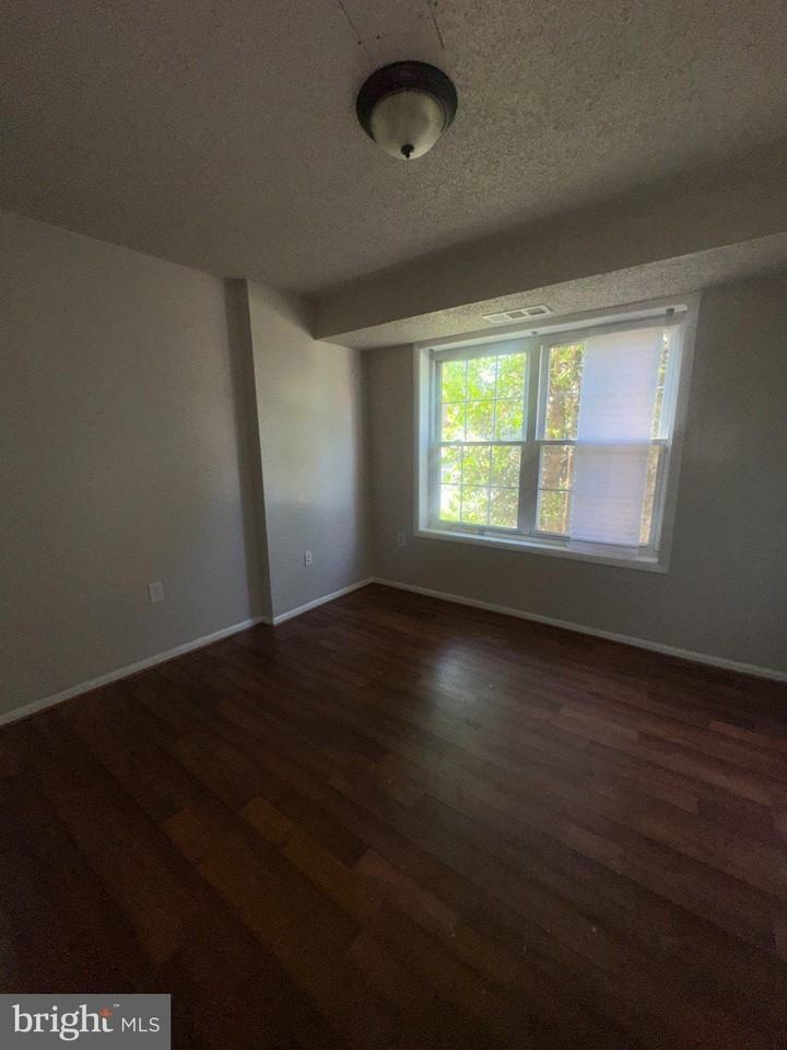 3817 Swann Rd #101 - Photo 4 of 8