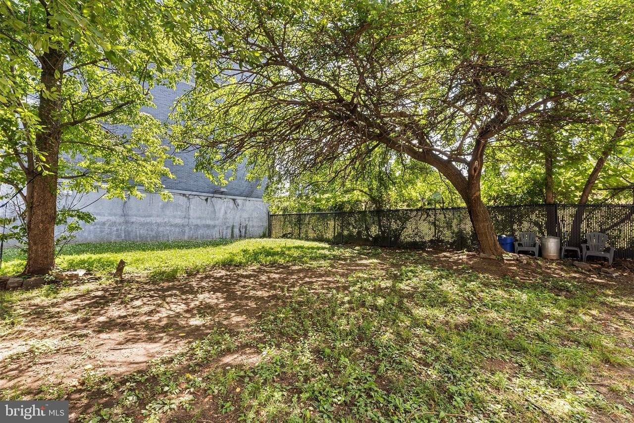 8 Bristow Pl - Photo 2 of 18