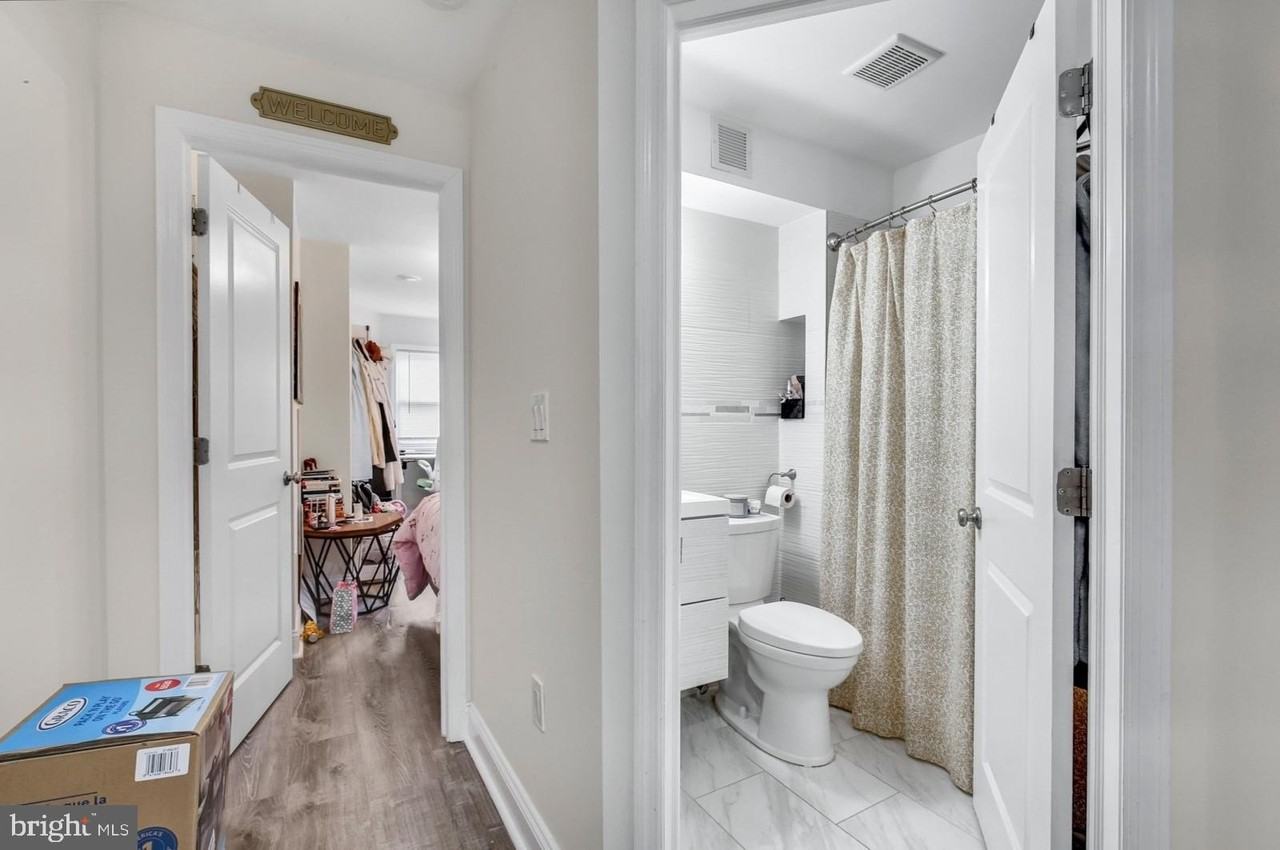 537 N 33rd St #2 - Photo 3 of 16