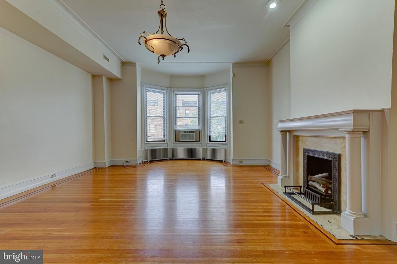 1825 S Broad St #2 - Photo 3 of 31