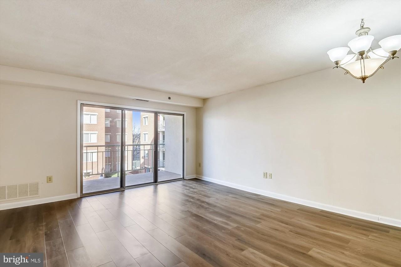 610 N West St #305 - Photo 7 of 50