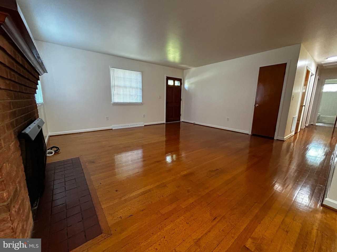 525 Azalea St - Photo 5 of 23