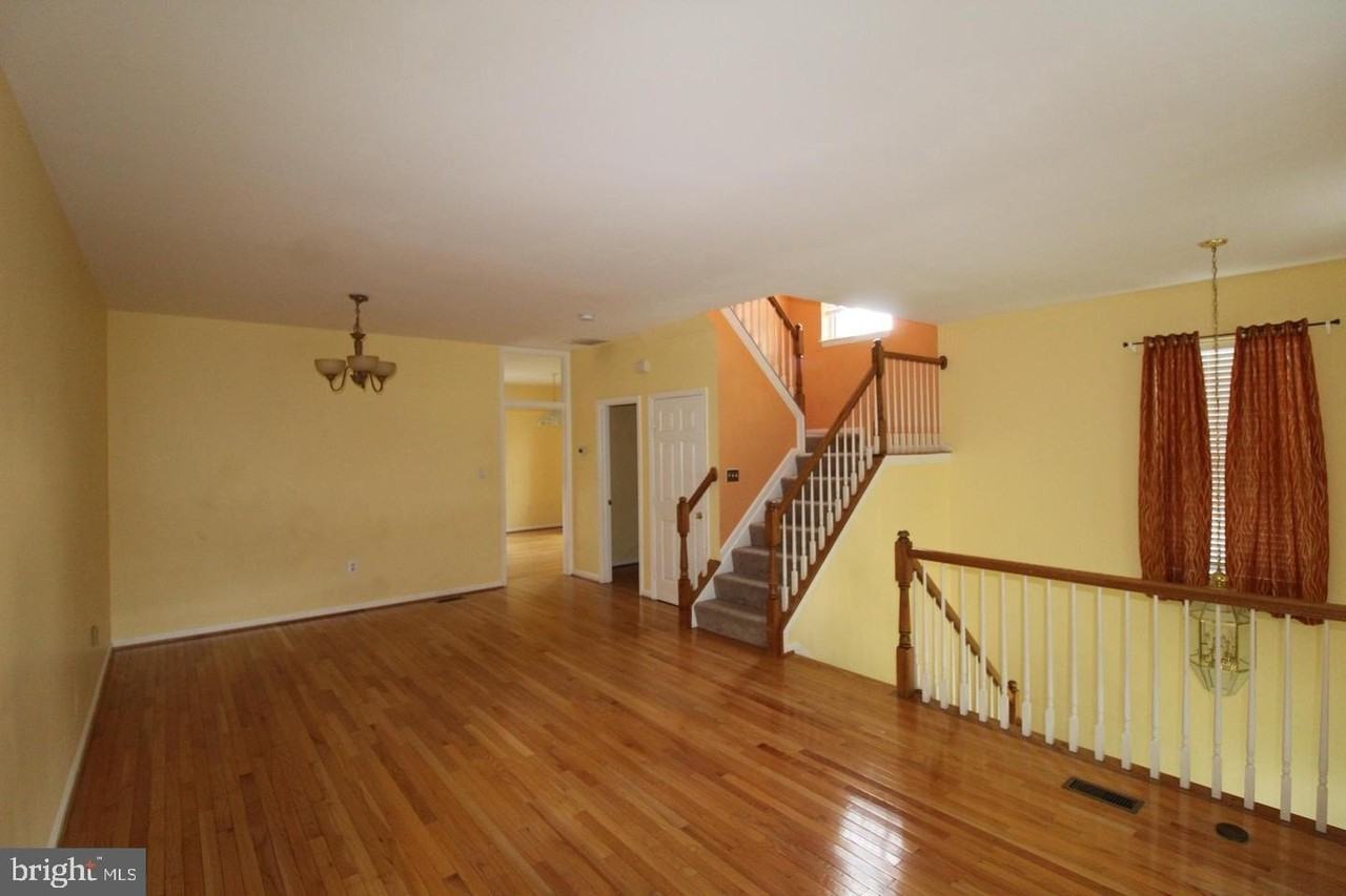 13230 Coppermill Dr - Photo 4 of 39