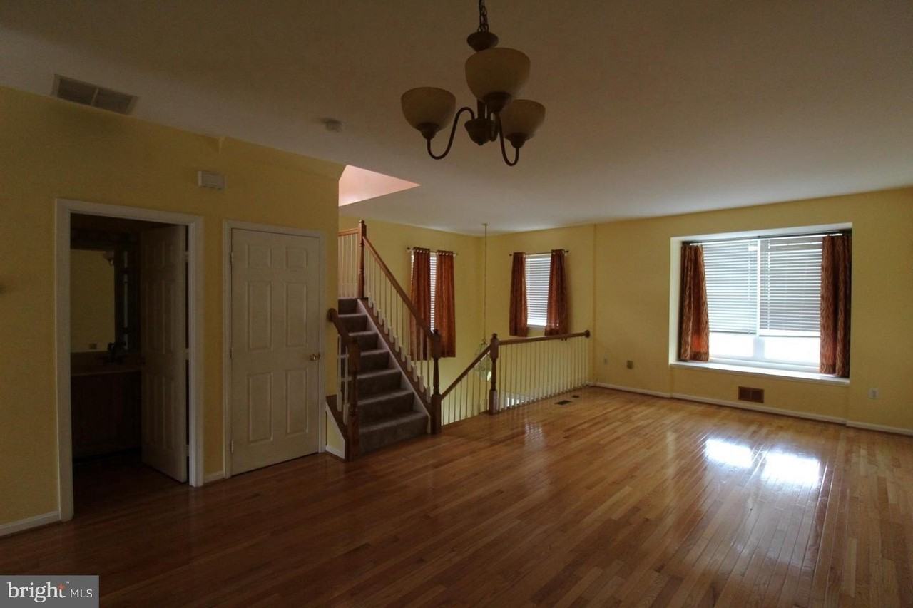 13230 Coppermill Dr - Photo 7 of 39