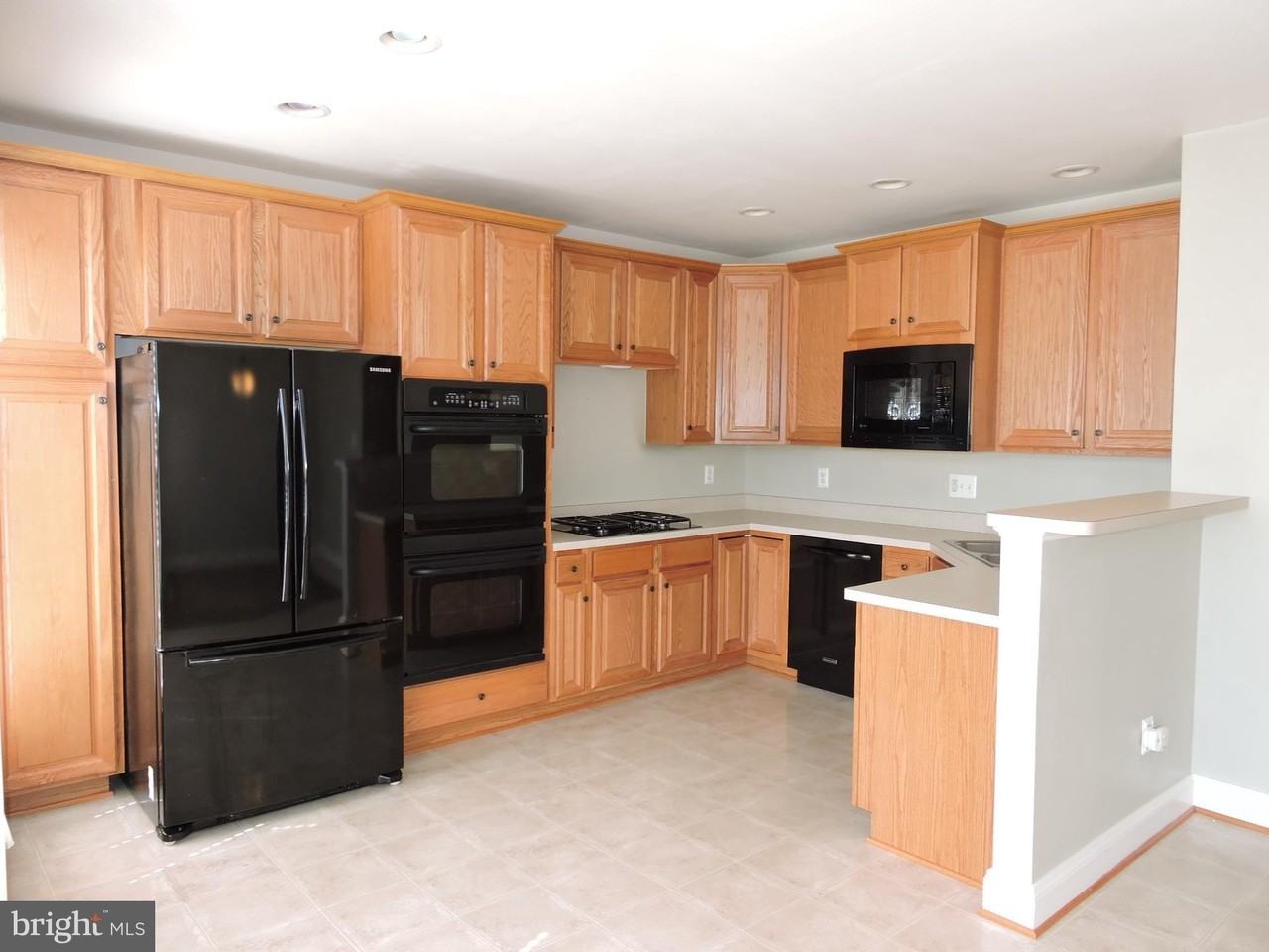 21844 Ladyslipper Sq - Photo 4 of 40