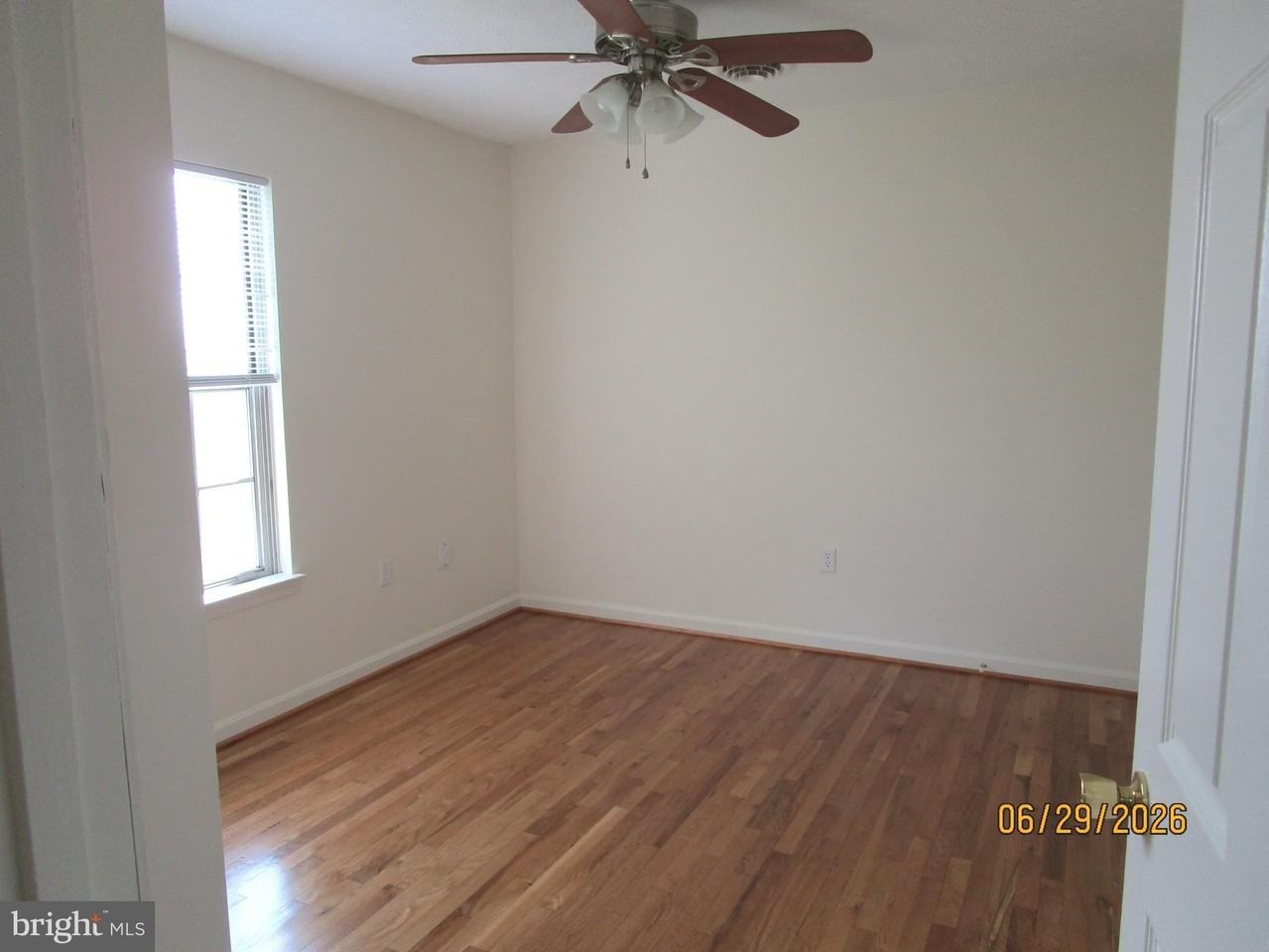 1016 Jackson St - Photo 6 of 11