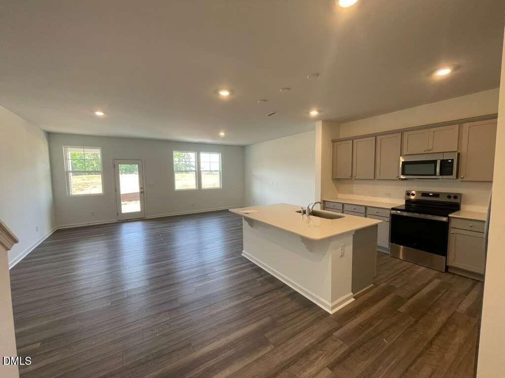 192 Lily Patch Ln - Photo 2 of 17