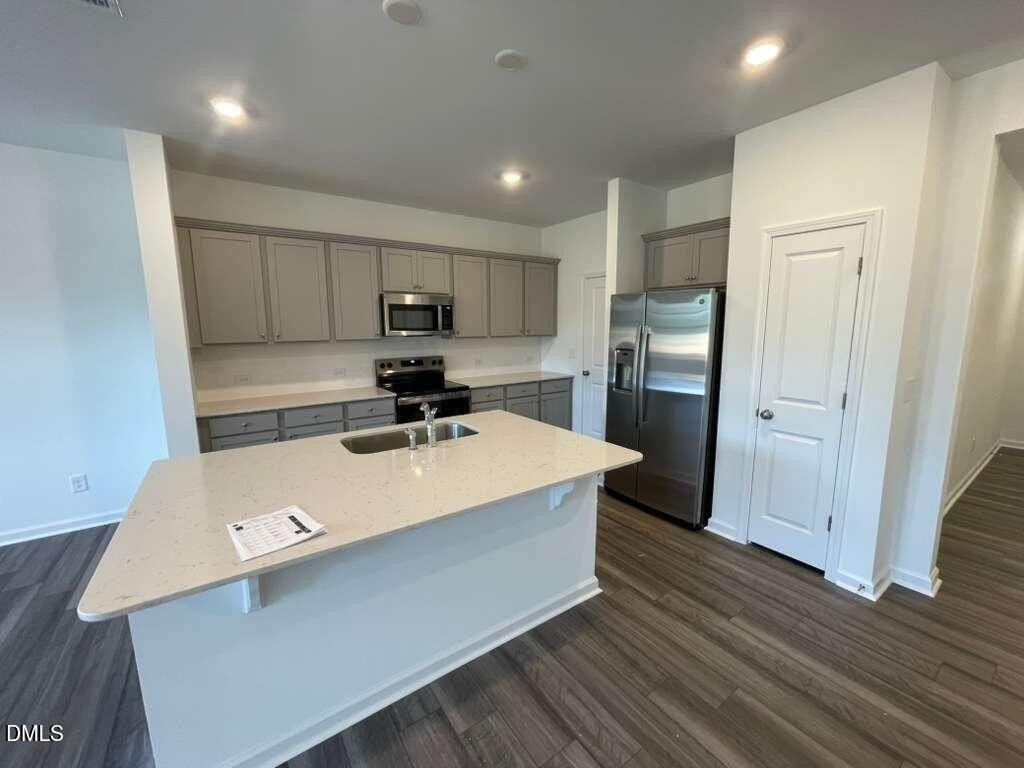 192 Lily Patch Ln - Photo 3 of 17