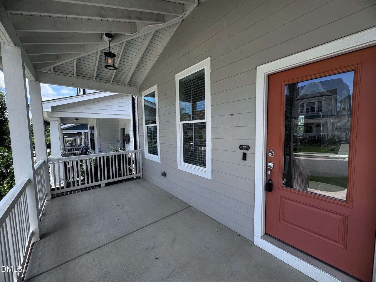 440 Douglas Falls Dr - Photo 6 of 17