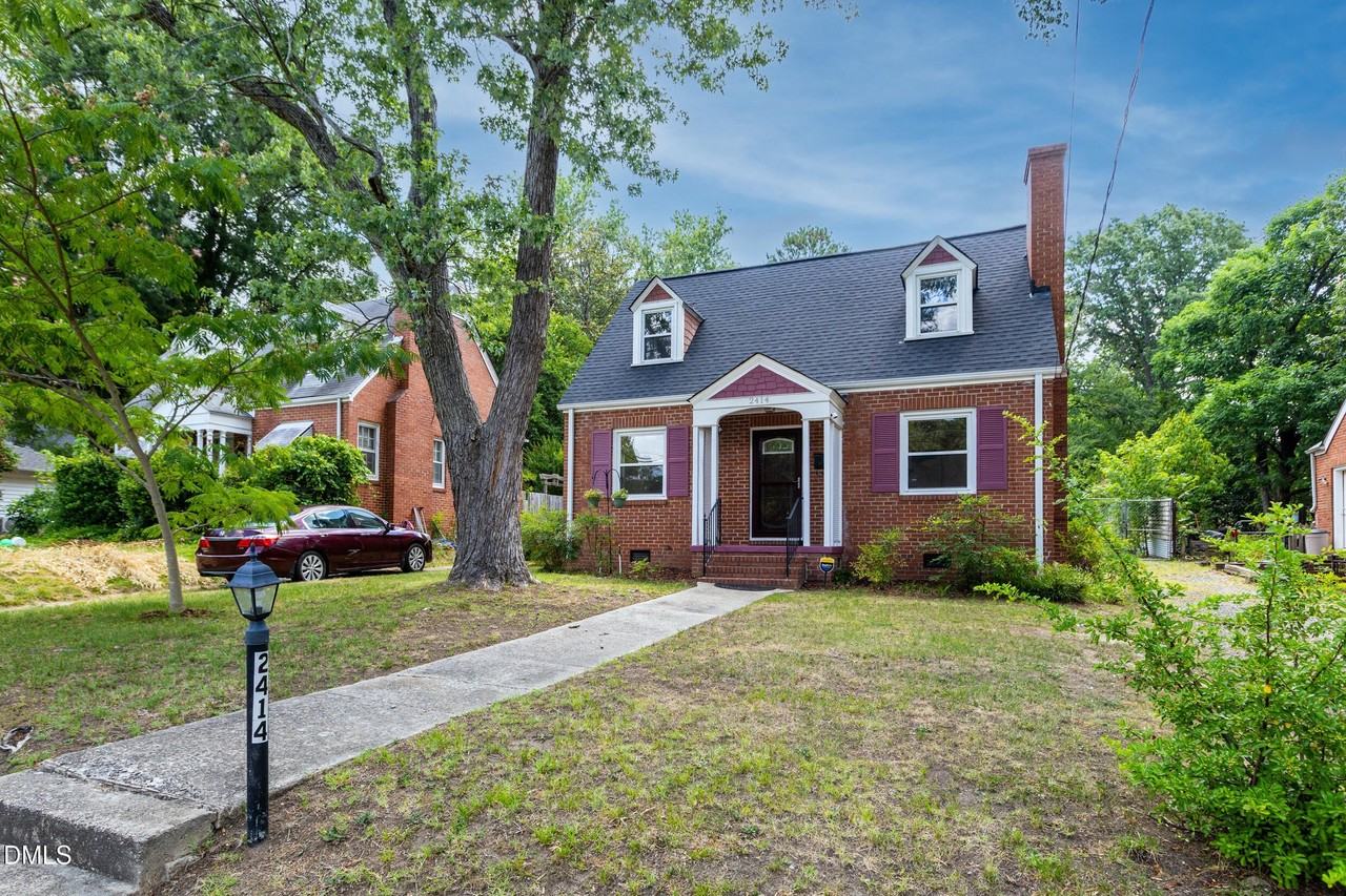 2414 Farthing St - Photo 2 of 38