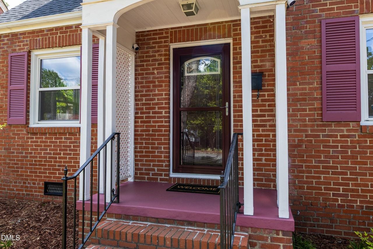 2414 Farthing St - Photo 3 of 38