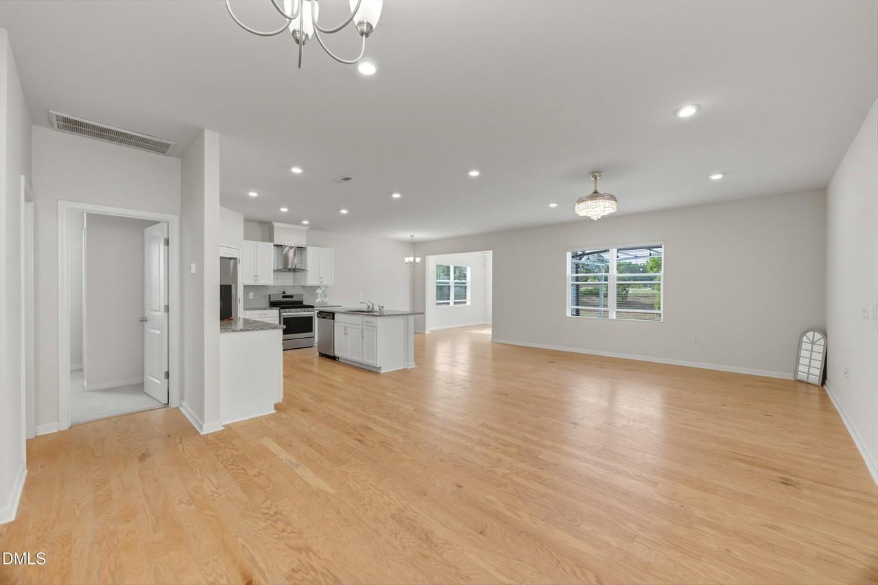 2132 Water Marsh Trl - Photo 6 of 37
