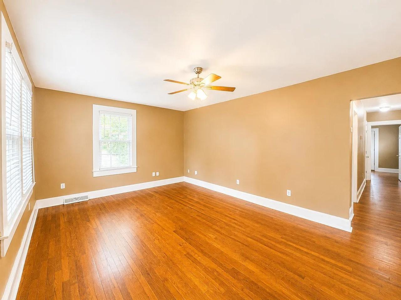 112 Babb St #1 - Photo 5 of 24