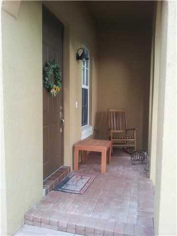 2812 Eagle Rock Cir ##906 - Photo 2 of 40
