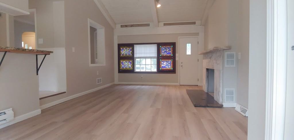 4425 N 105th St #1 - Photo 4 of 21